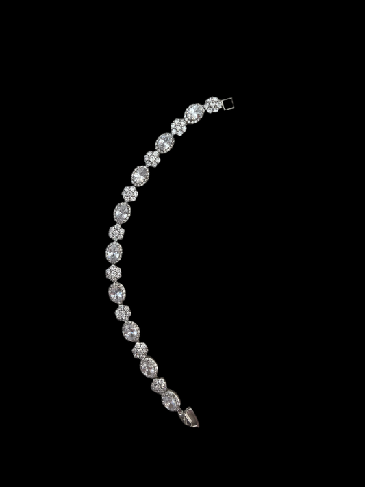 White Flower Crystal Bracelet